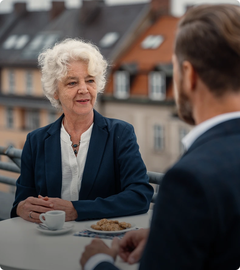 Führung als Entscheidung in München, Dialog Dach